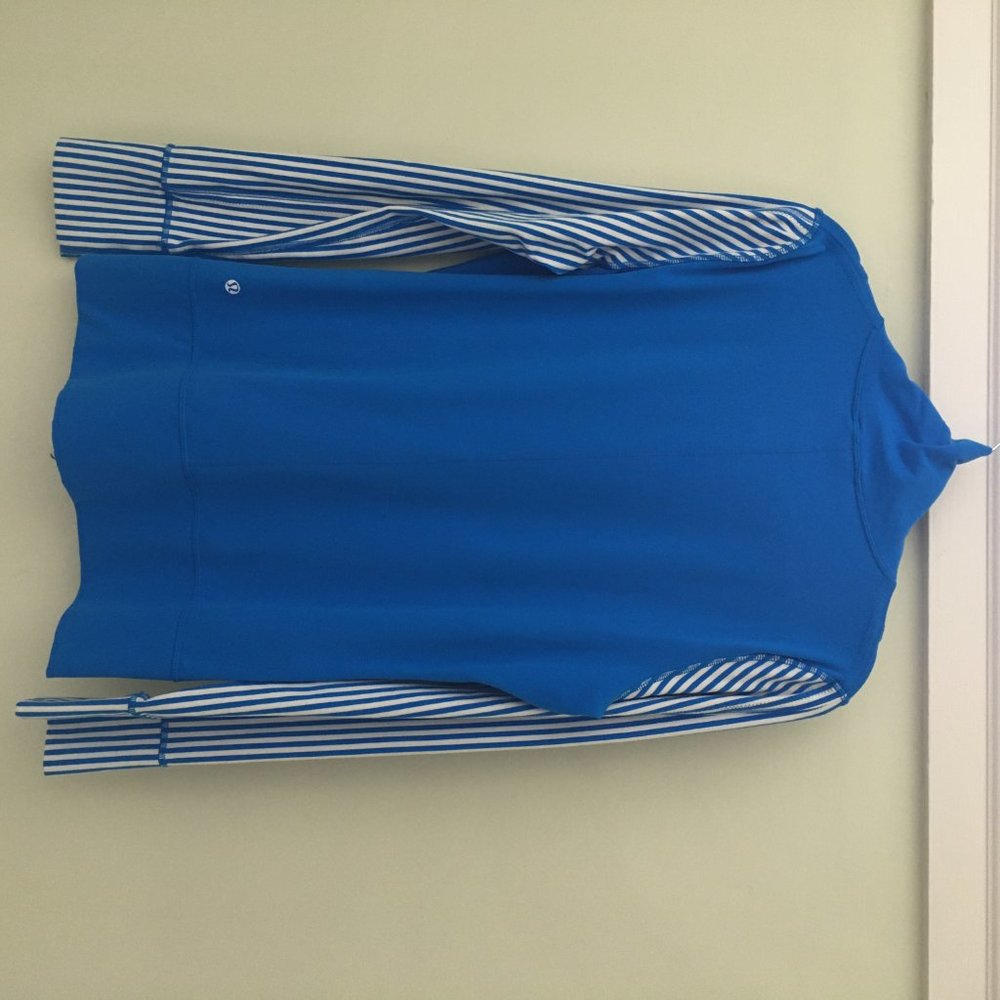 Lululemon Daily Yoga Striped Blue Full Zip Jacket - Picture 4 of 8